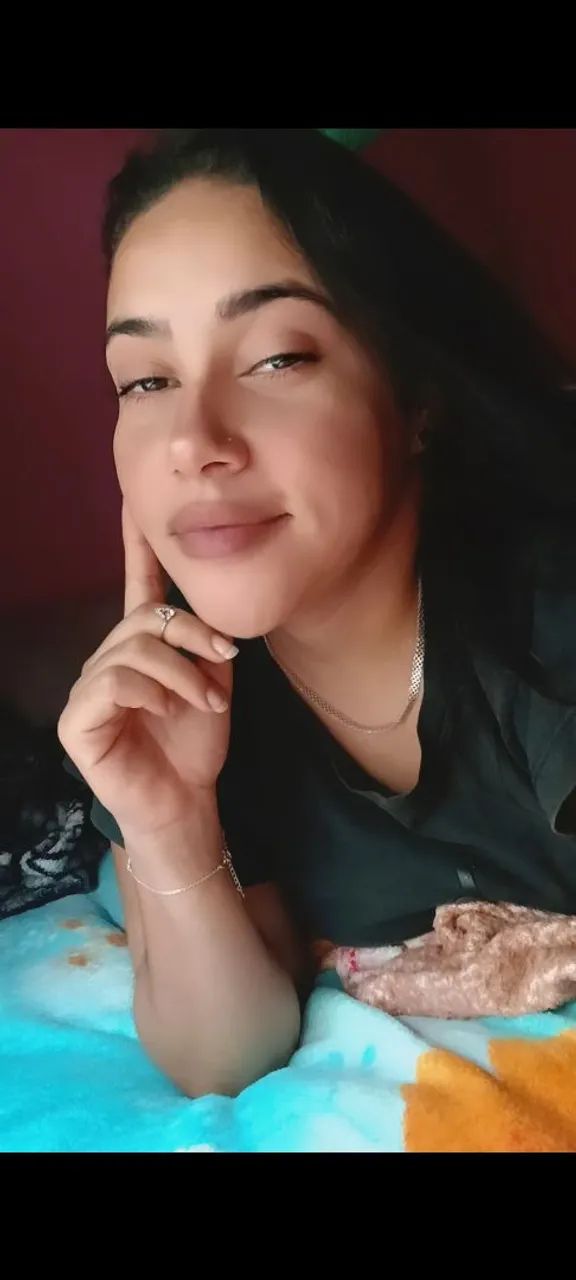 Babá é cuidadora infantil 
