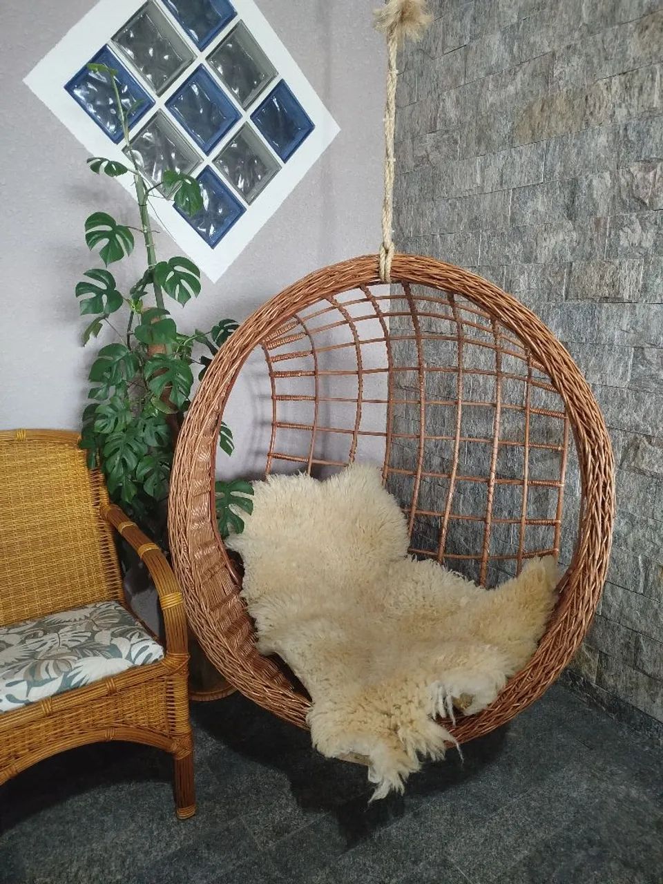 Namoradeira em junco com assento novo impermeavel e balanço de vime - Foto 2