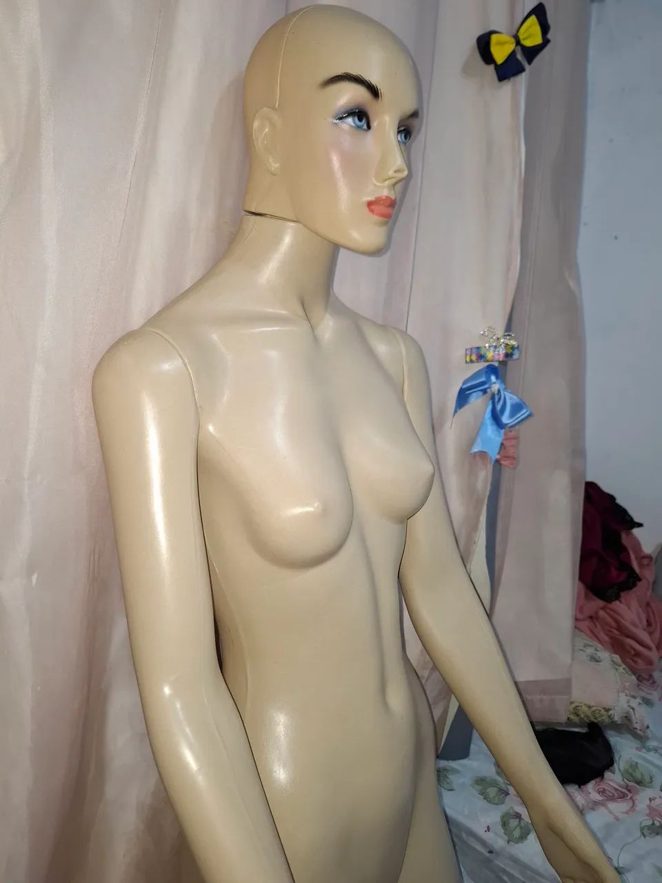 Manequins femininos - Foto 3