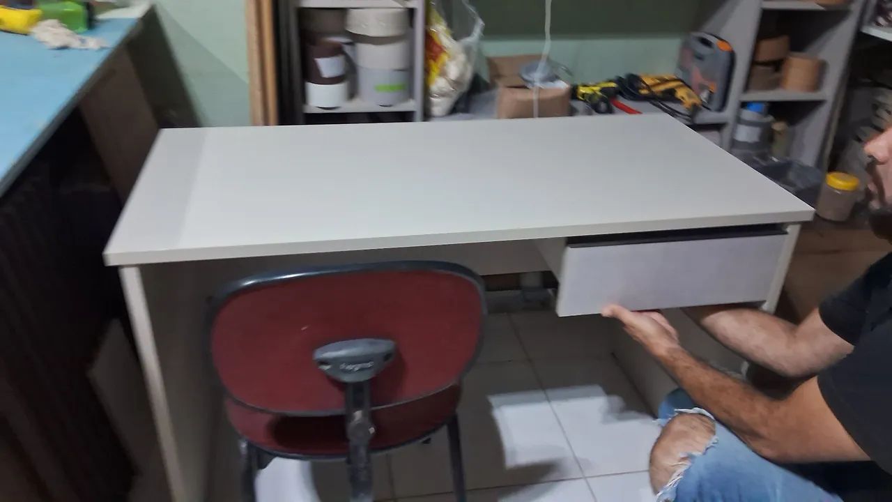 Mesa de estudos (excelente) - Foto 4