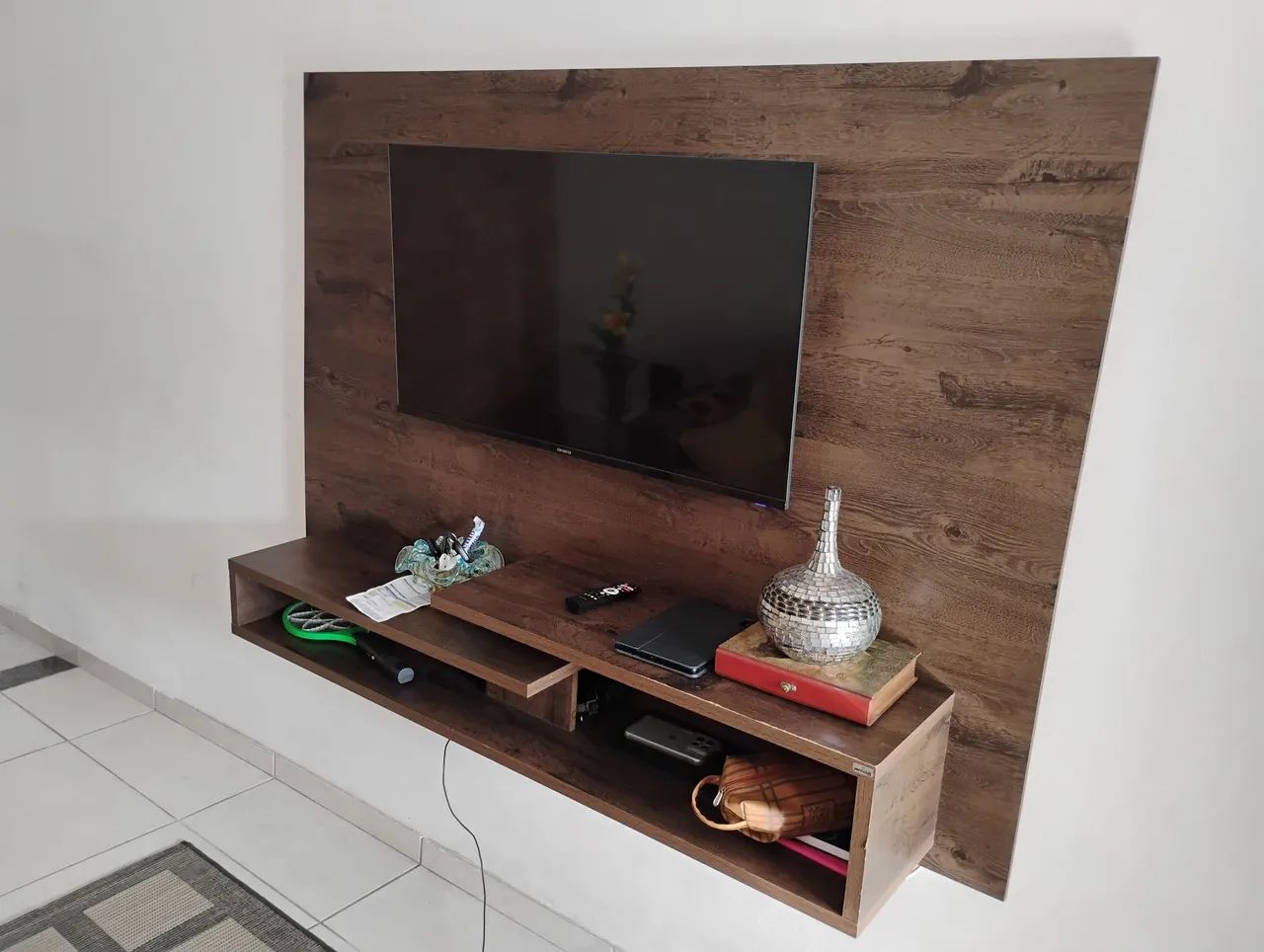 Rack TV