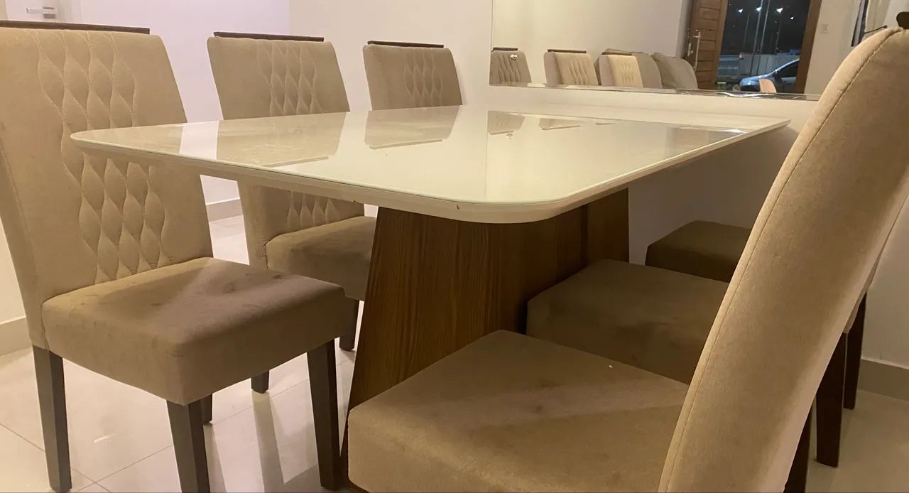 Mesa de vidro com seis cadeiras  - Foto 2