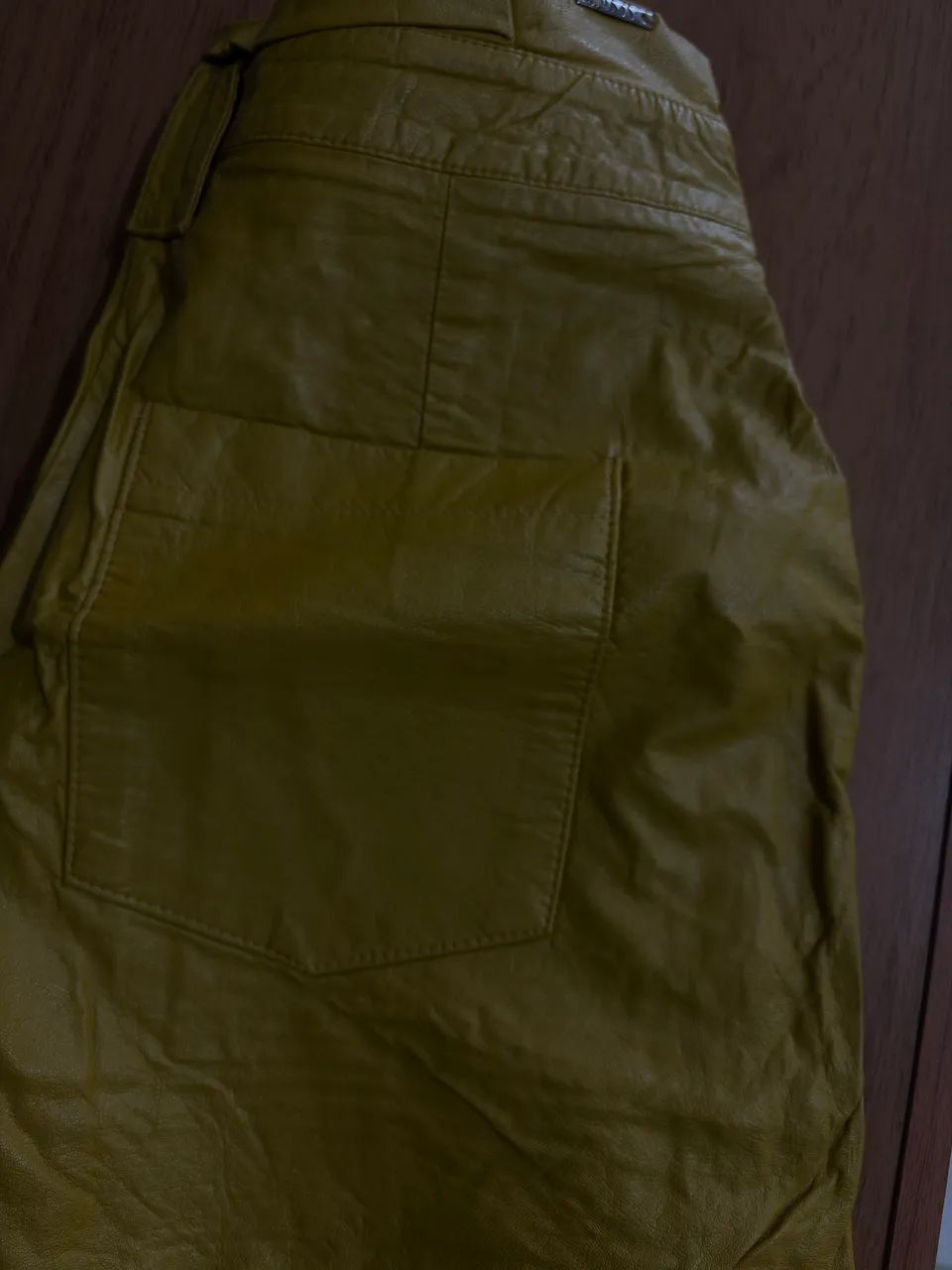 Short de napa mostarda  - Foto 2