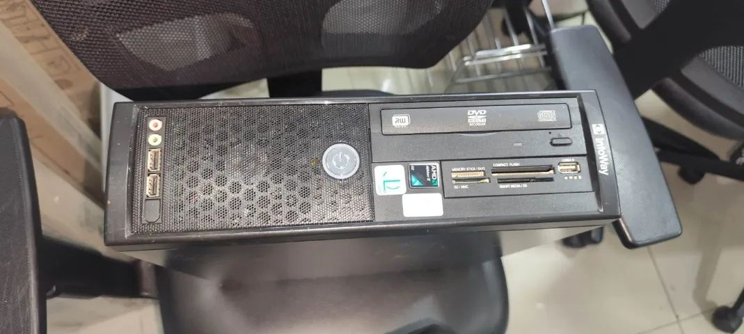 Gabinete de computador usado / carcaça de PC