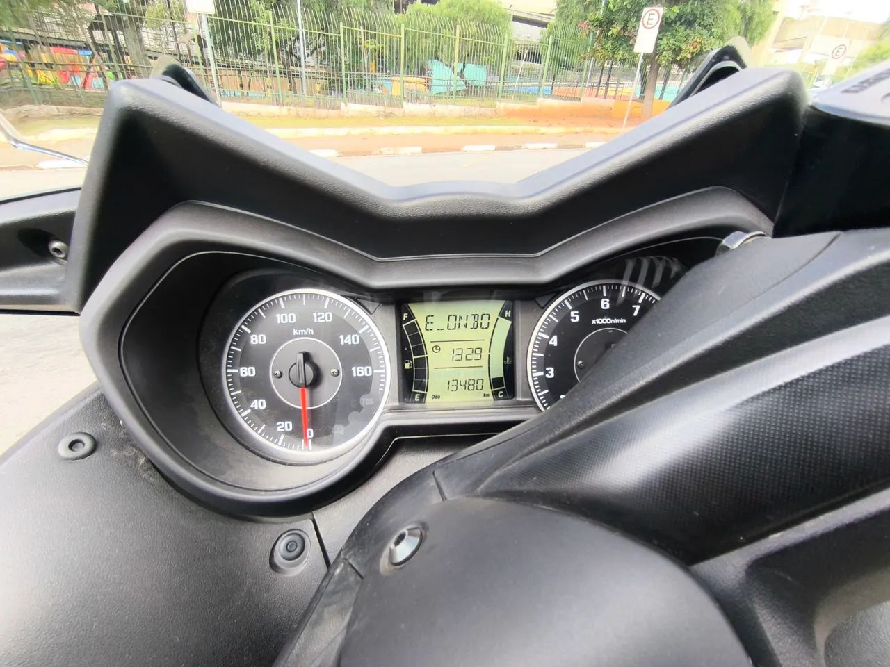 Vendo XMAX nova - Foto 5