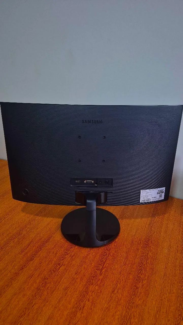 Monitor Curvado Samsung 24 Pol - Foto 3