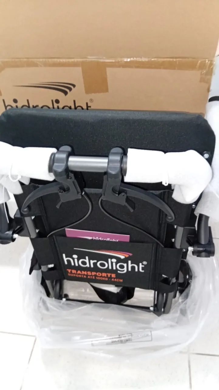 Vendo cadeira de rodas - Foto 3