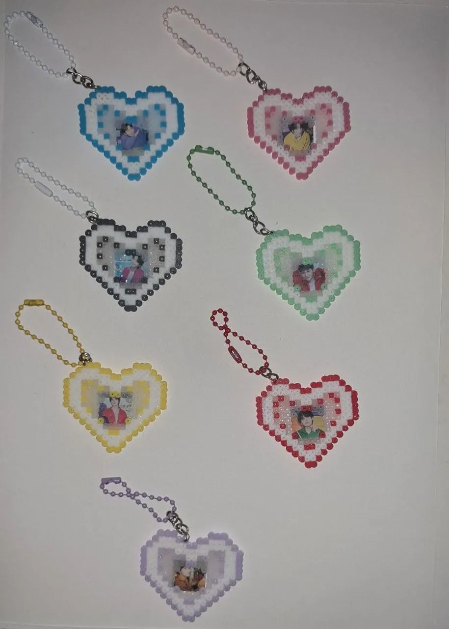 Chaveiros hama beads BTS