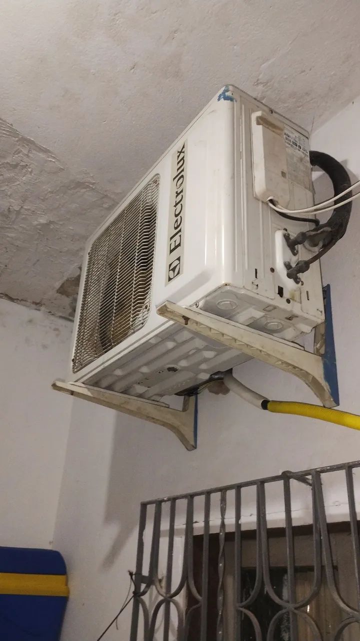 Vende - se 2 ar condicionado split de 9 mil btu - Foto 2