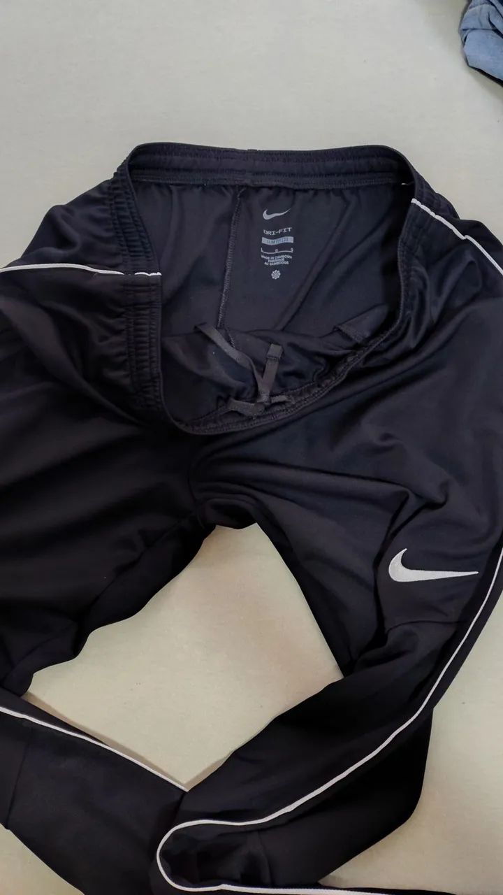 Calça da Nike original preta - Foto 4