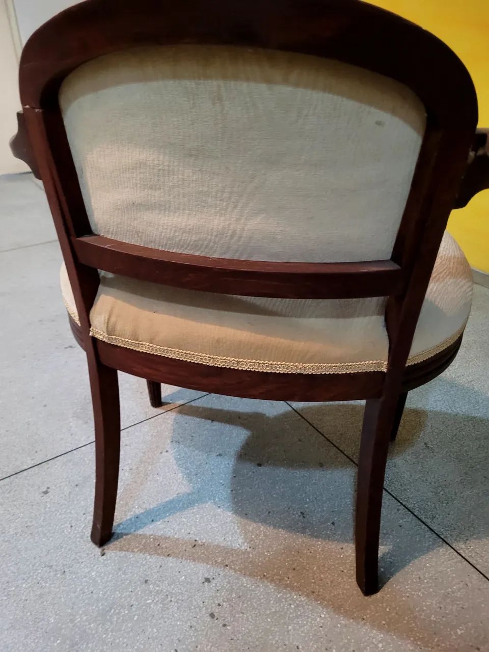 Poltrona de madeira estilo Art Déco - Foto 3