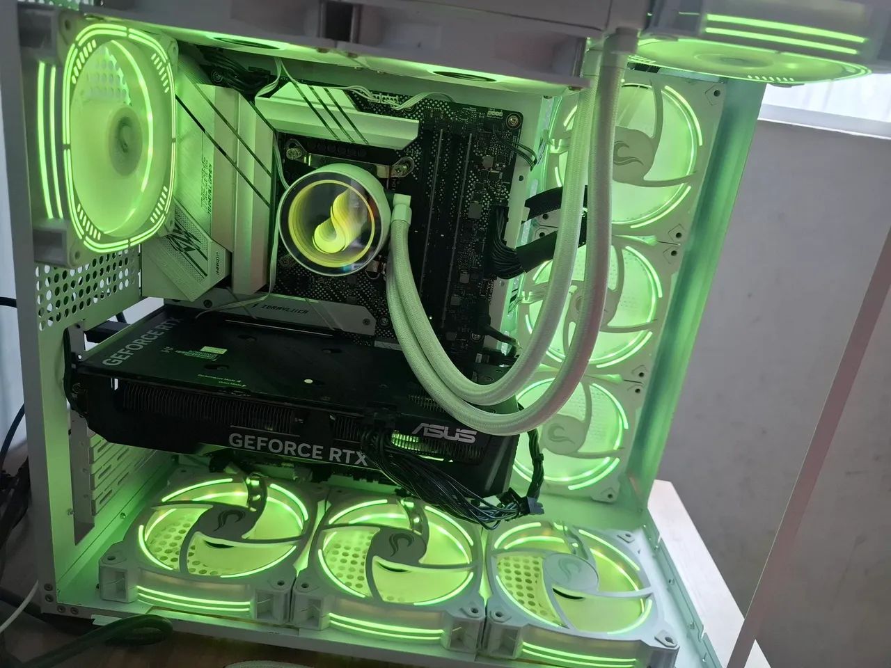 RTX 4060 e I5 12600K