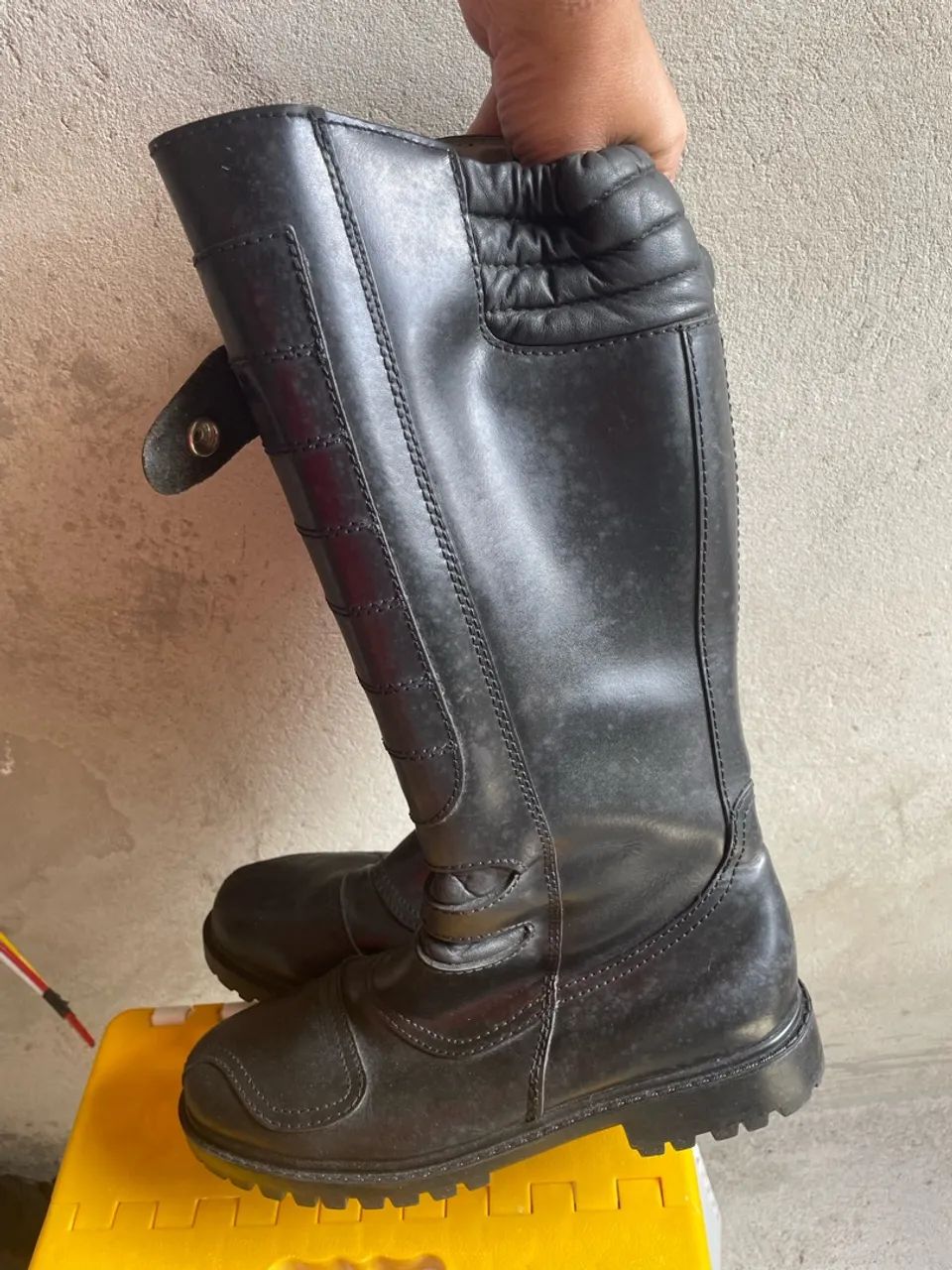 Coturno ou bota  - Foto 2