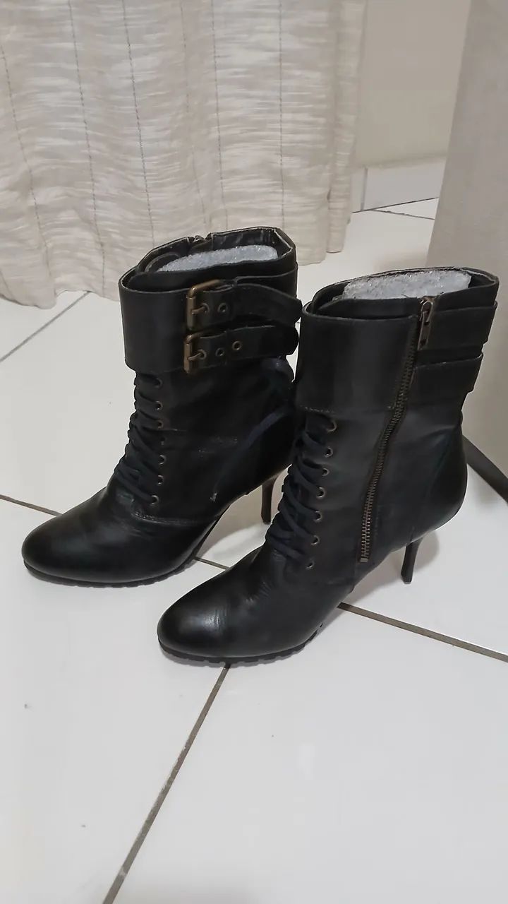 Bota em Couro Legítimo cano médio  - Foto 2