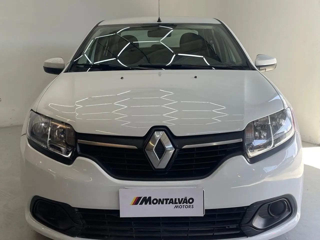 Renault Logan Expression Flex 1.6 16V 4P 2015 - Foto 2