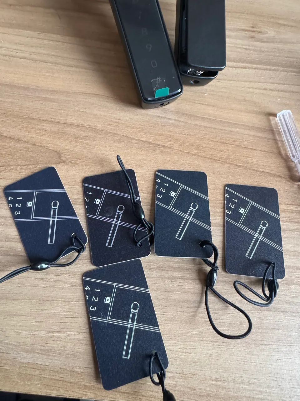 Fechadura Eletronica Tuya Nova com senha e Tag - Foto 3