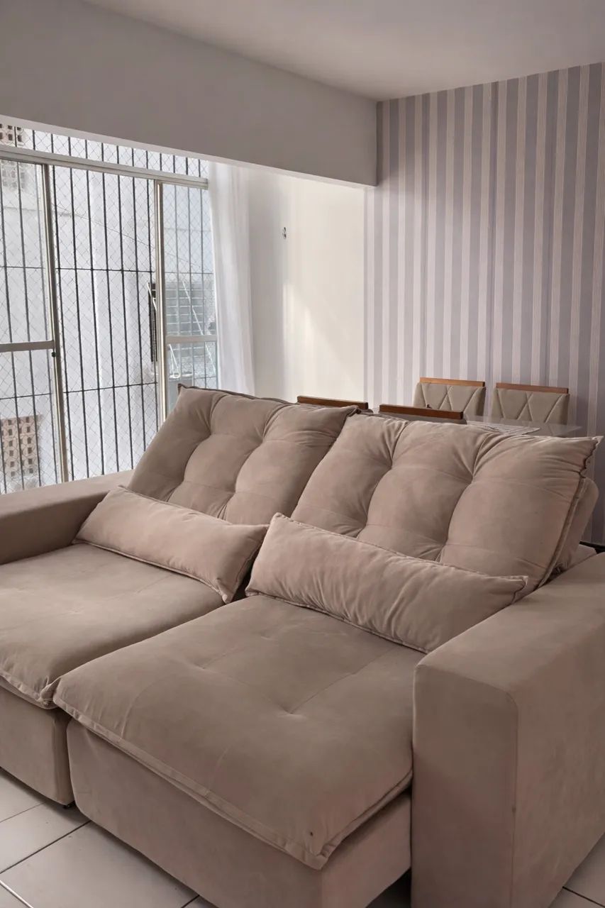 SOFÁ RETRÁTIL E RECLINÁVEL - OPORTUNIDADE!65704309484802120