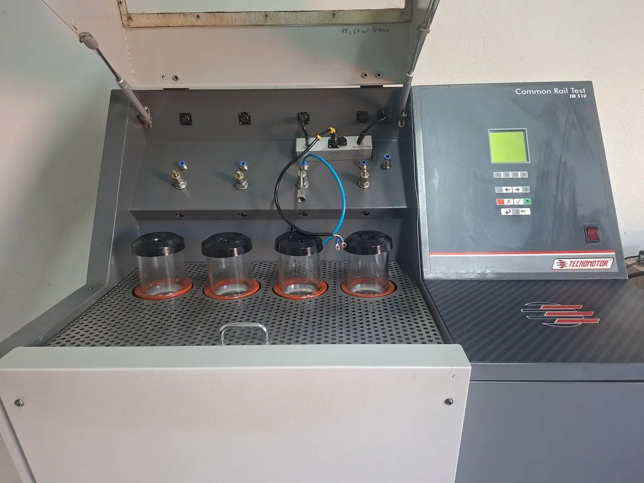 Vendo bancada de commo rail tecnomotor 510 - Foto 4