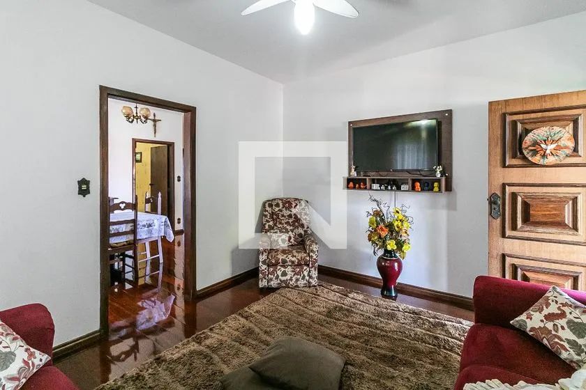 Casa à Venda - Santa Rosa, 3 Quartos, 315 m2 - Foto 4