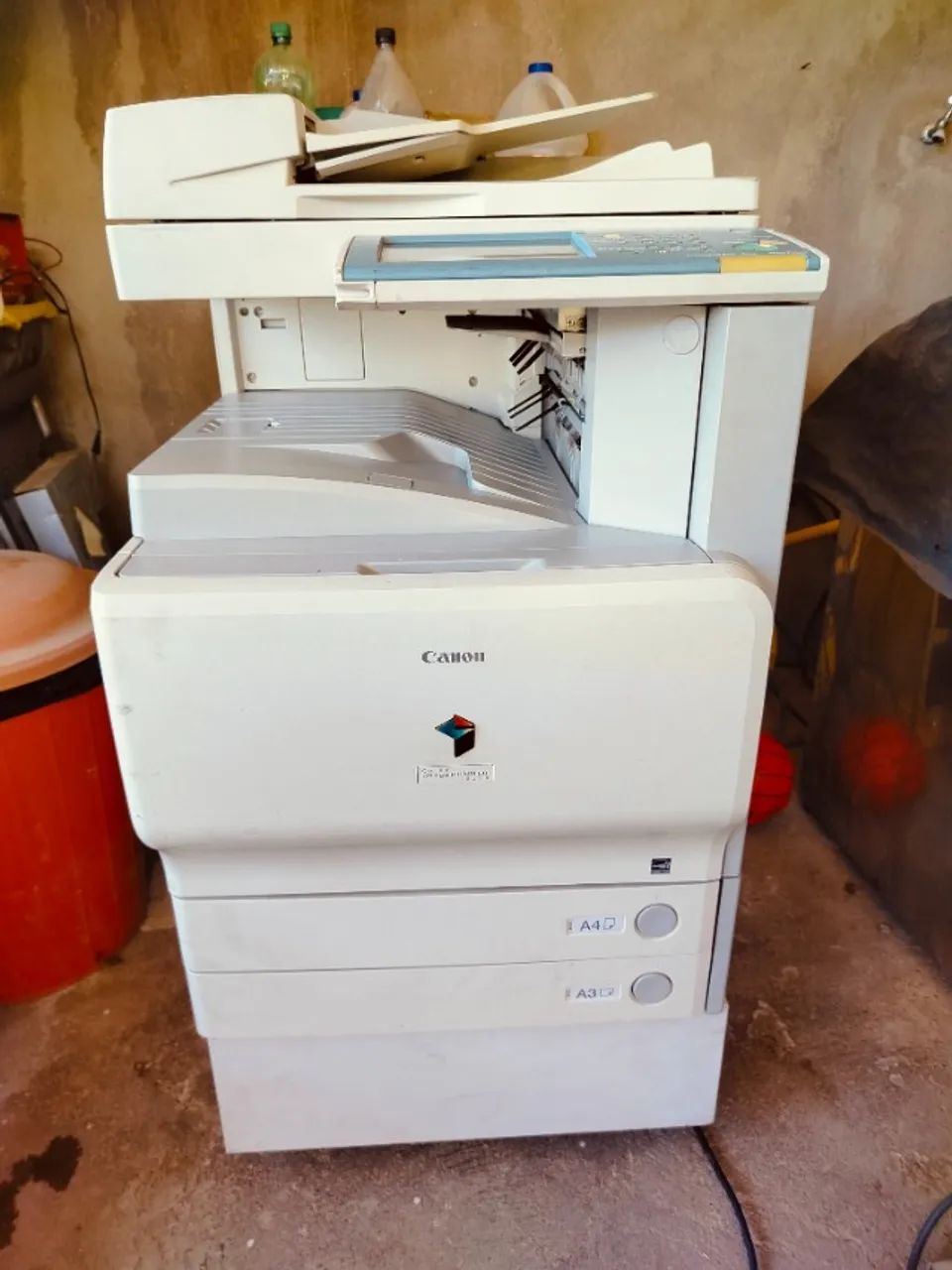Copiadora Canon C2550 - Foto 2