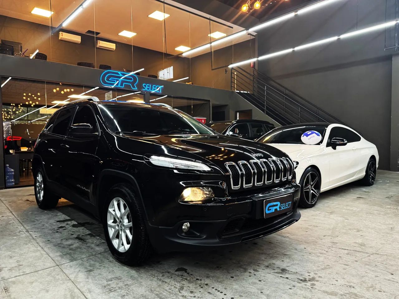 Jeep Cherokee Longitude 3.2 4X4 V6 Aut. 2015 - Foto 2