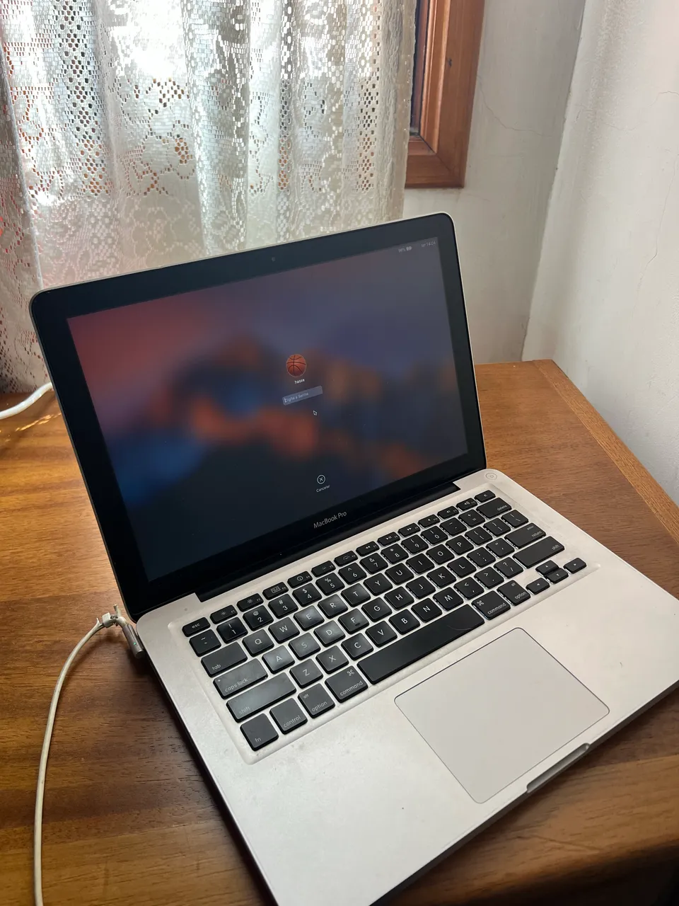 macbook pro 13 mid 2010