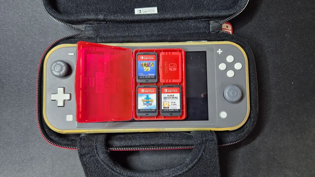 Nintendo Switch Lite + 3 jogos e case - Foto 3