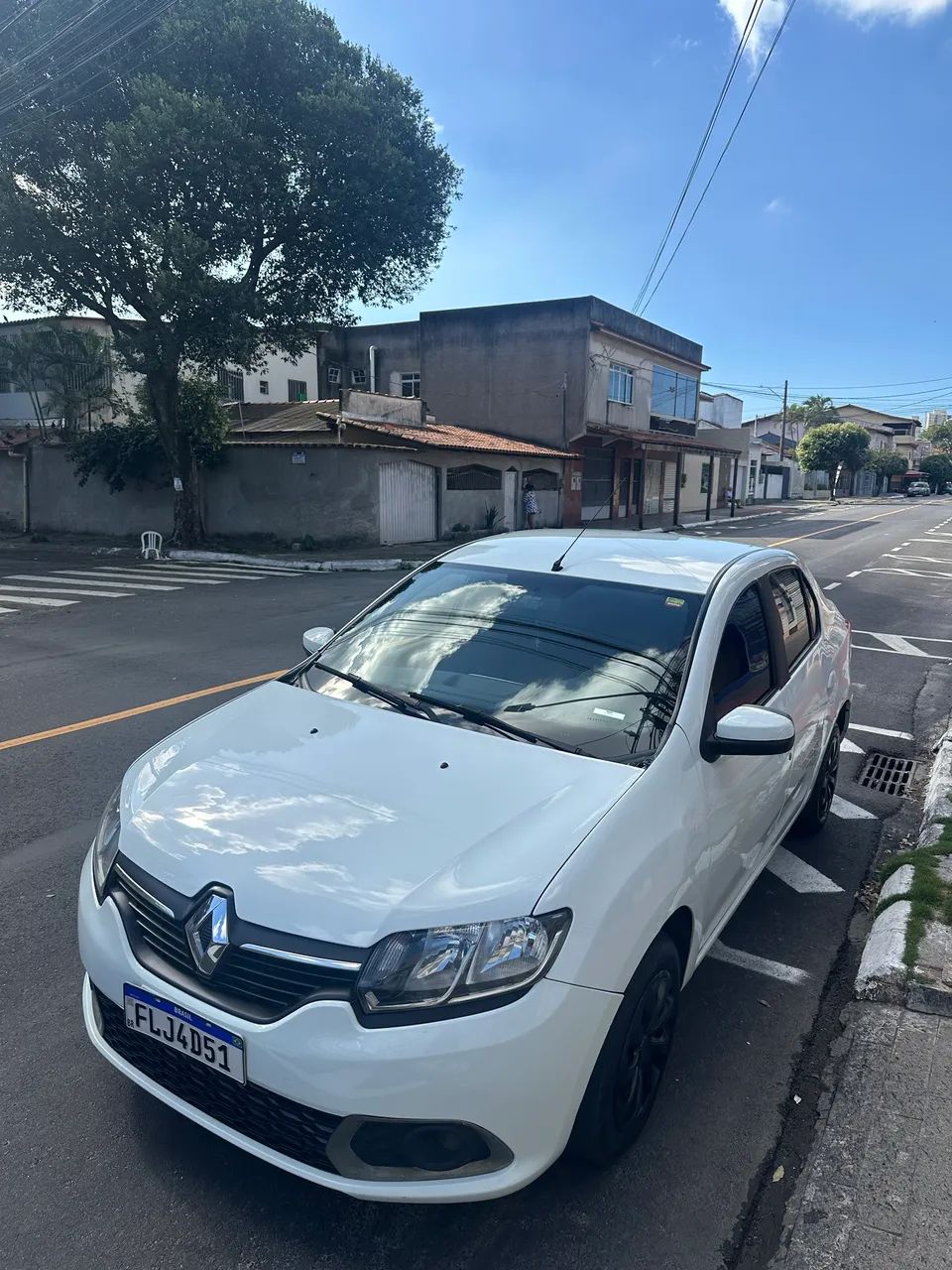Renault Logan Expression Hi-flex 1.6 8V 4P 2014 - Foto 2