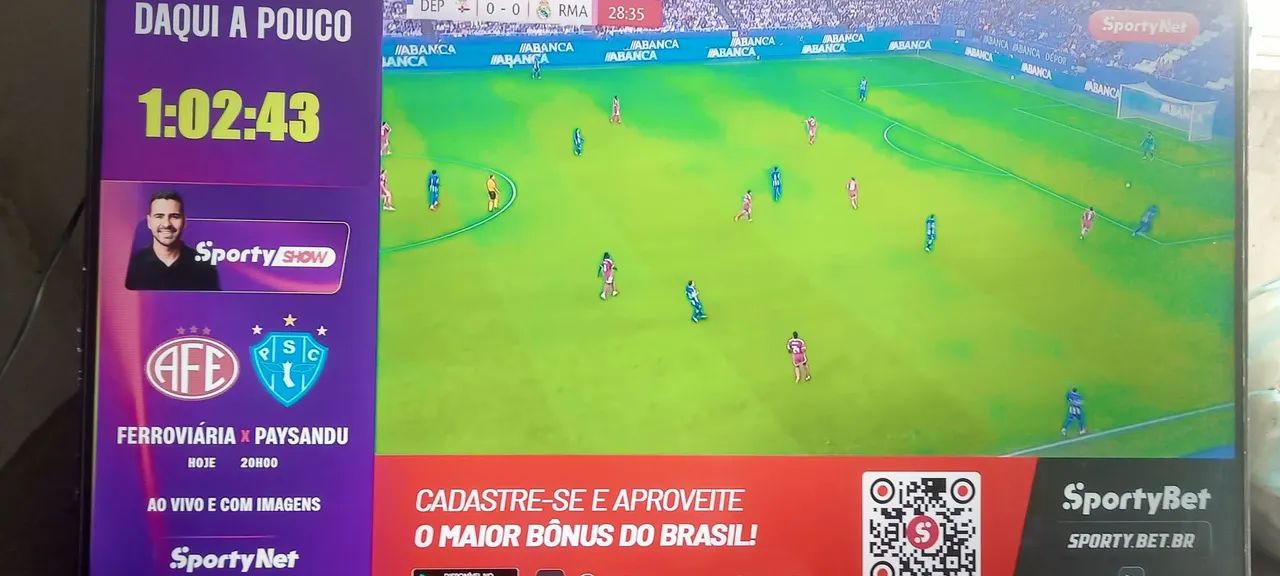 Vende-se uma TV LG 50 polegadas smart borda infinita - Foto 3
