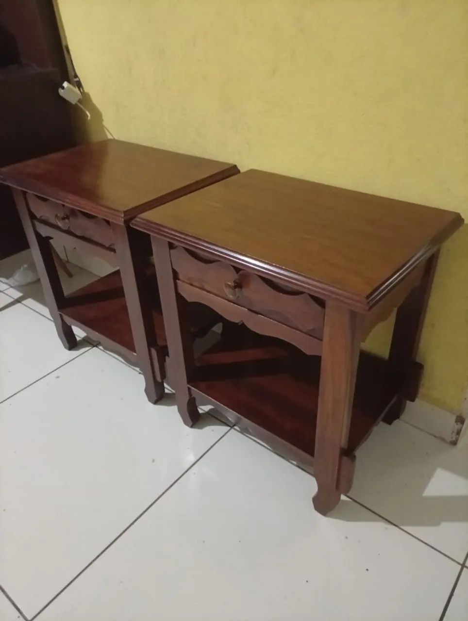 Lindo par de criado - Foto 2
