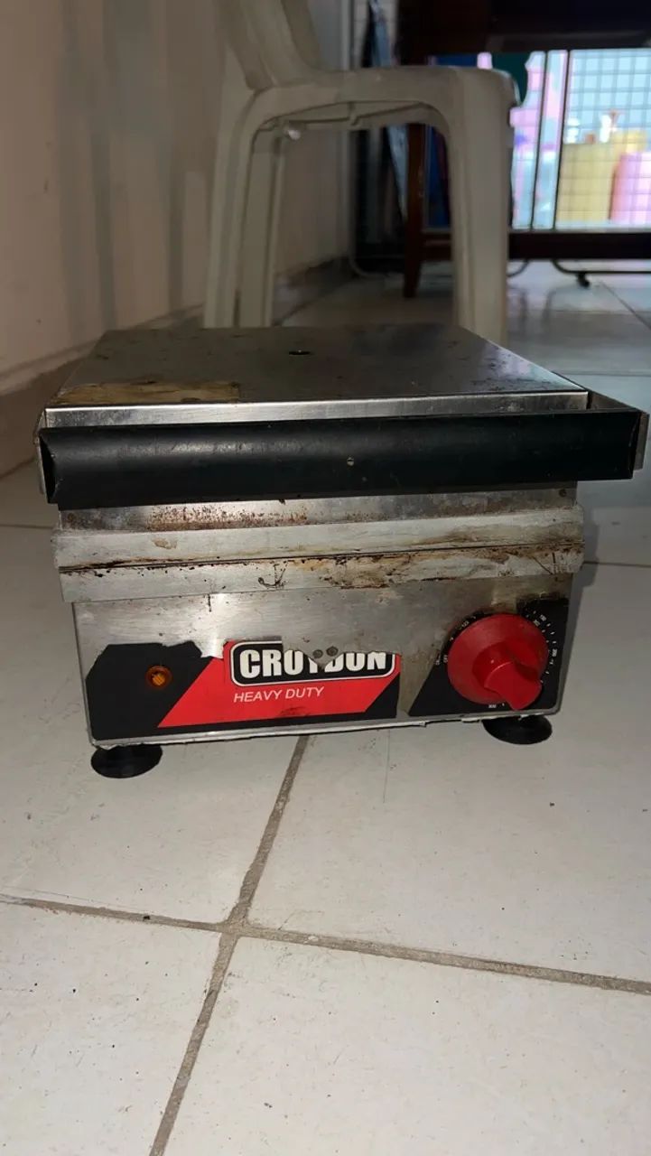 Sanduicheira elétrica profissional  - Foto 2