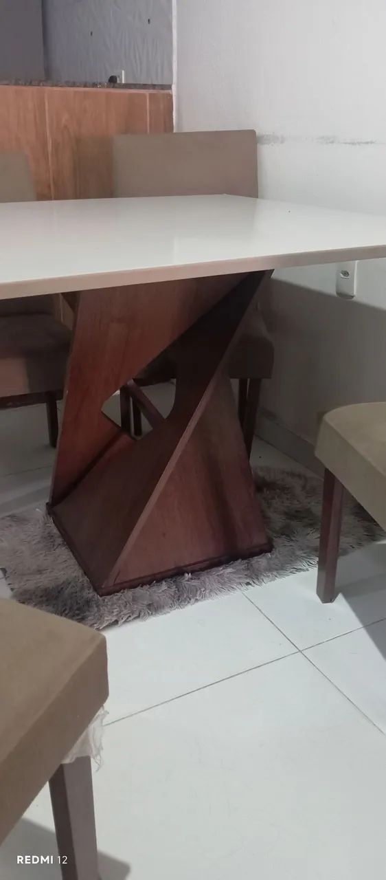 Vende-se mesa de jantar com 4 cadeiras ,  - Foto 3