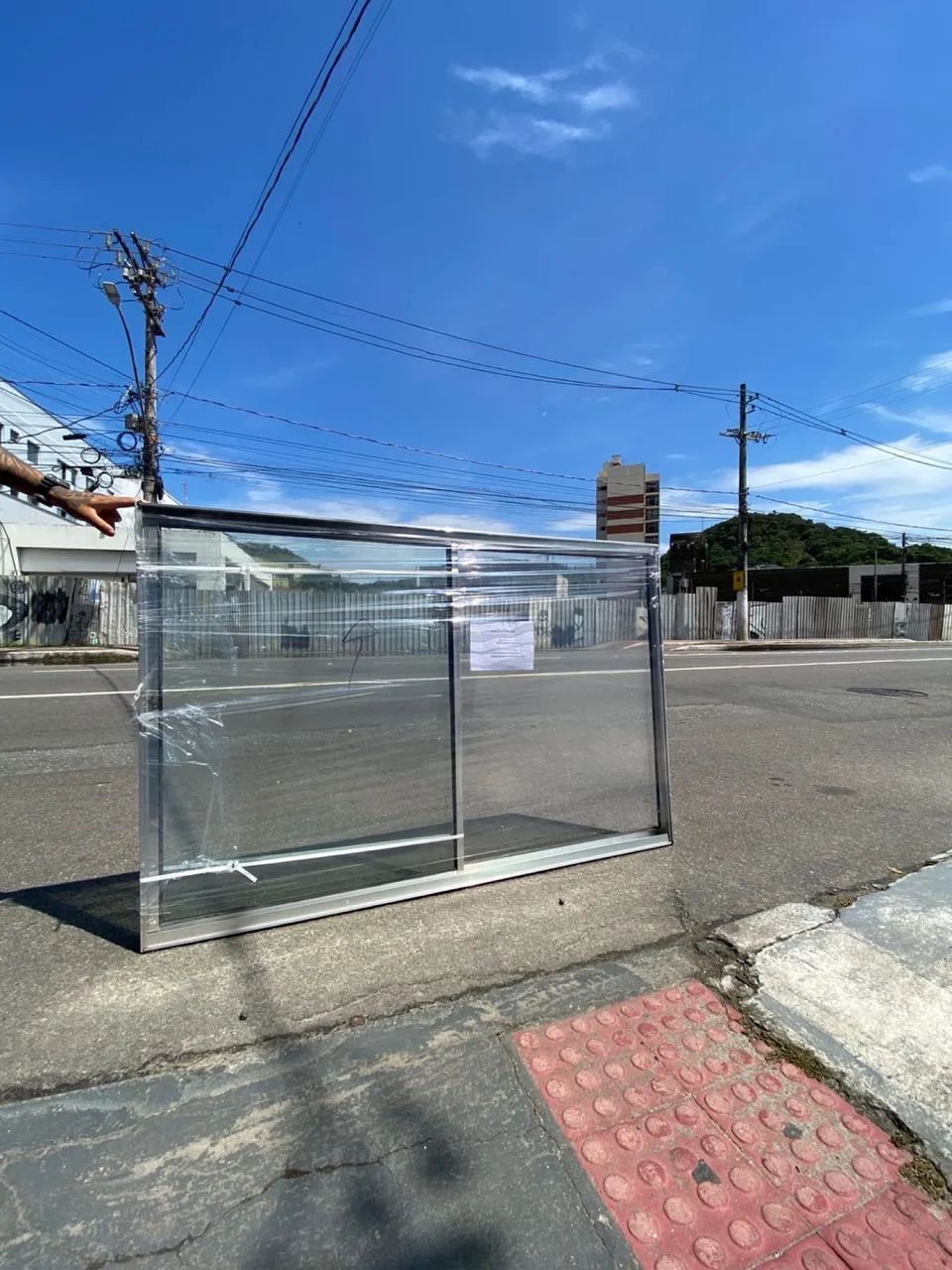 VENDA ESPECIAL - JANELA DE ALUMÍNIO 2F 1.00X1.50 - Foto 2