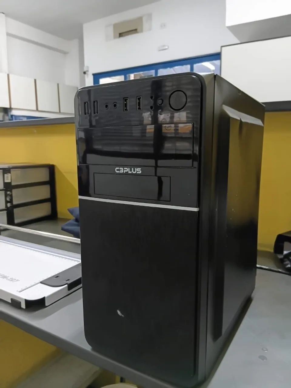 CPU COMPLETA COM MONITOR (UN)