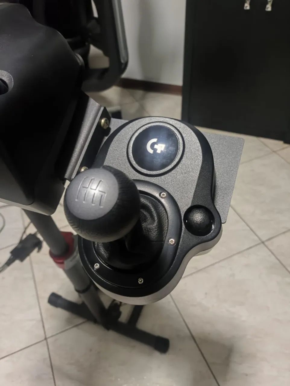 Volante e Pedais Logitech G29 Driving Force com Force Feedback para PS5, PS4, PS3 e PC  - Foto 4