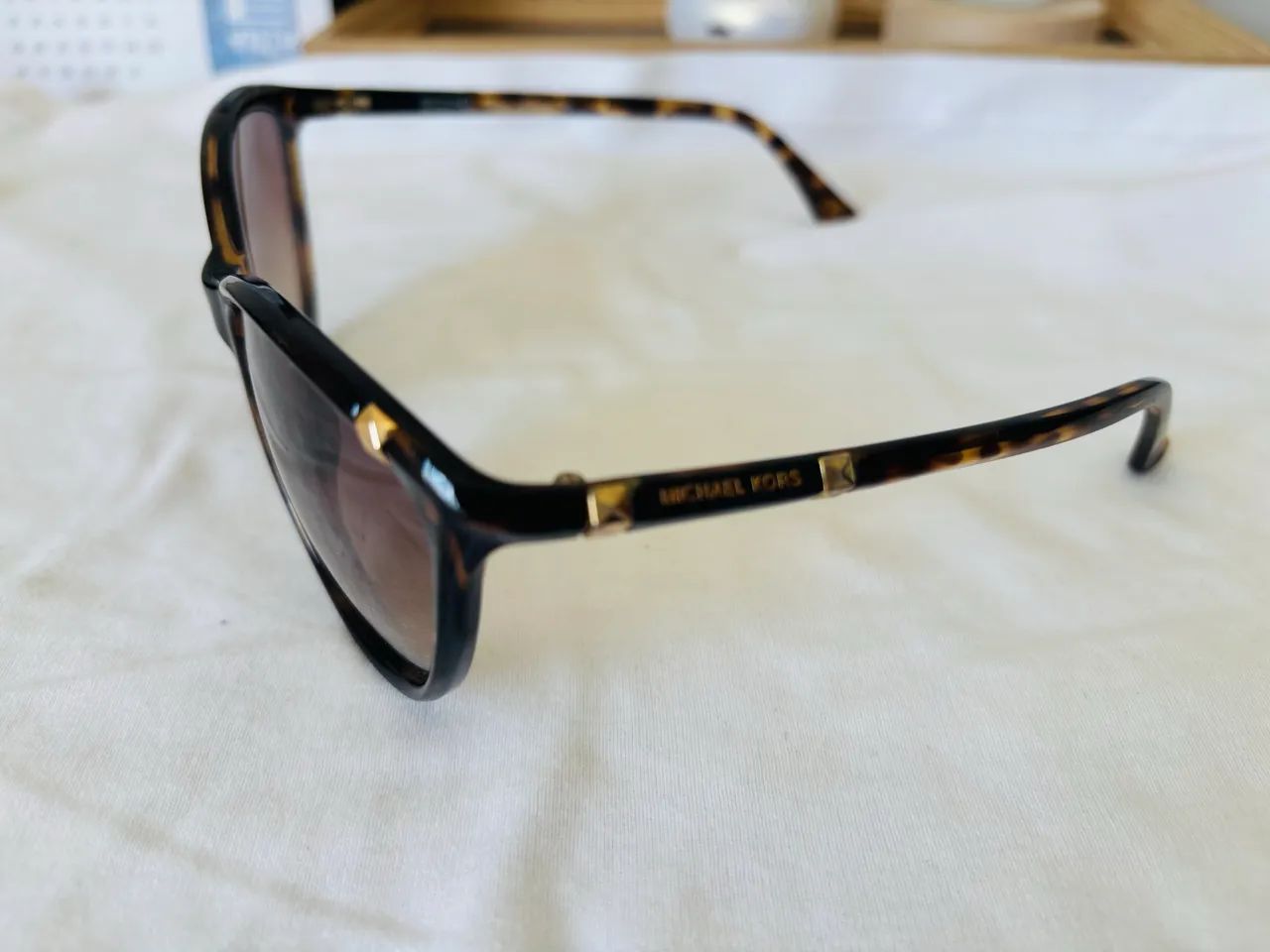 2 Óculos de Sol Michael Kors e Calvin Klein - Foto 5