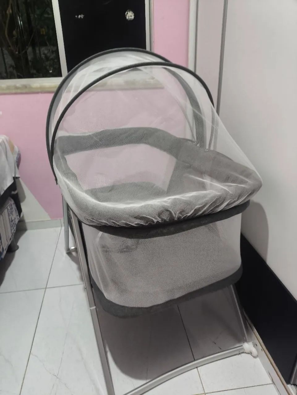 Berço portátil bebê Moisés com balanço, até 9kl