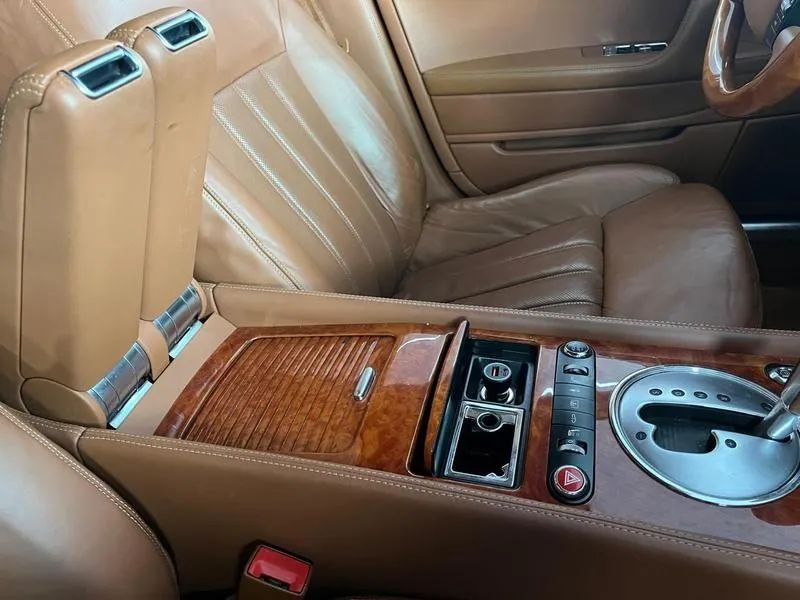 Bentley Flying Spur Continental 6.0 W12 Turbo Gasolina Flying Spur Speed AUT, foto 8 de 16