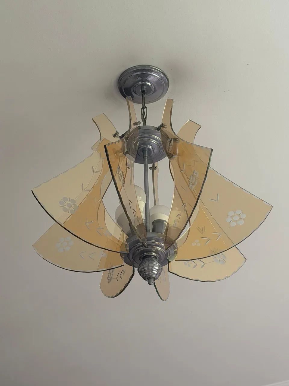 Lustre Retrô Antigo 8 pétalas anos 70 