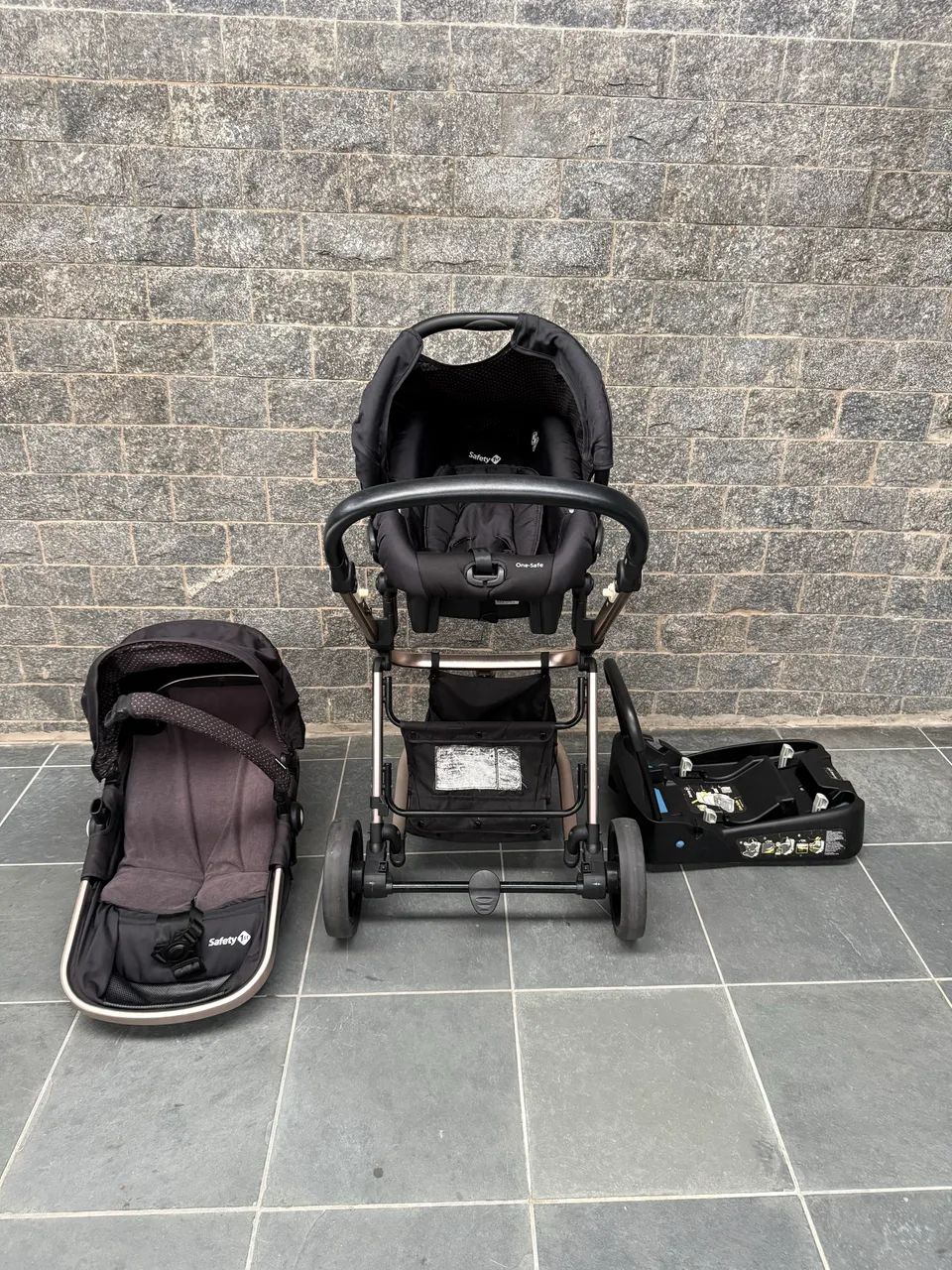 Carrinho de Bebê Safety 1st c/ Bebê Conforto e Moises - Foto 4