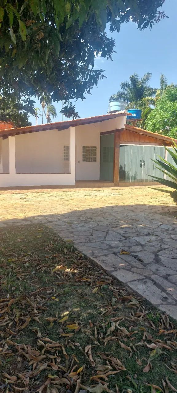 Alugo casa de 2 quartos na ponte alta