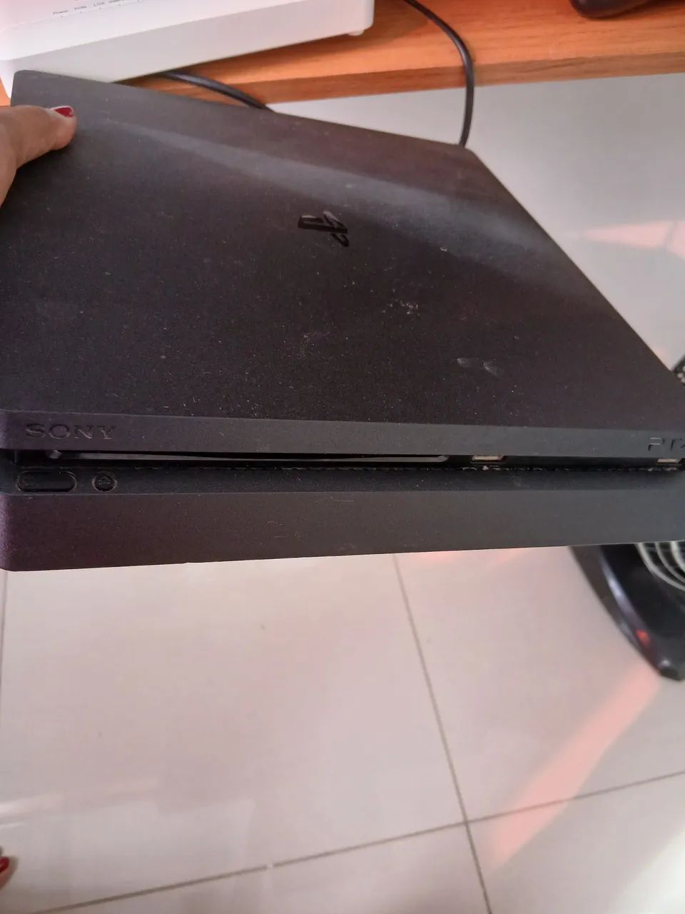 vendo PS4 FUNCIONANDO PERFEITAMENTE  - Foto 2