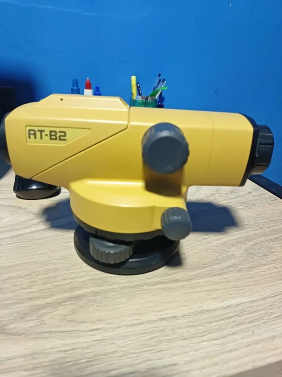 Nìvel automatico AT-B2 Topcon com tripè e mira - Foto 4