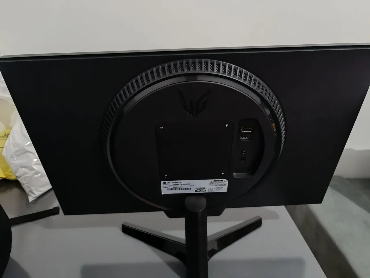 MONITOR LG ULTRAGEAR 24 144HZ - Foto 2