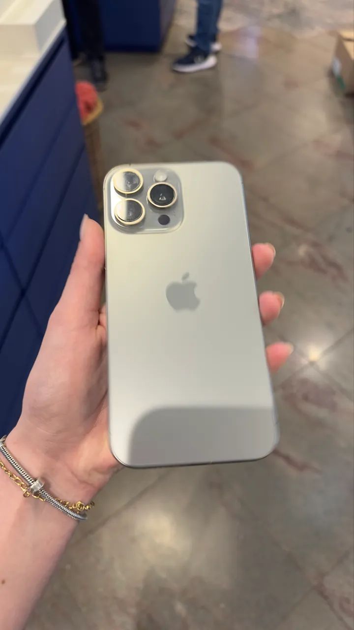 iPhone 16 pro Max 256 gb  - Foto 3