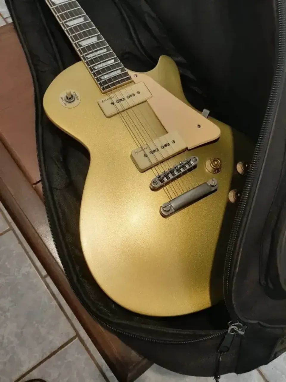Guitarra TANGLEWOOD GOLDTOP 2013 - CAPT P.90 - LINDA