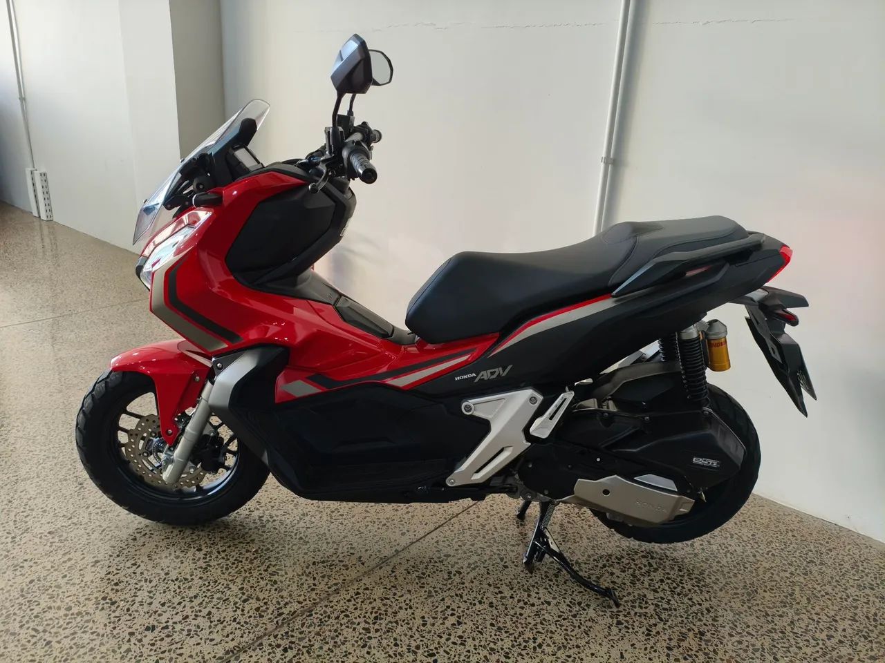 Honda ADV 150 - Foto 2