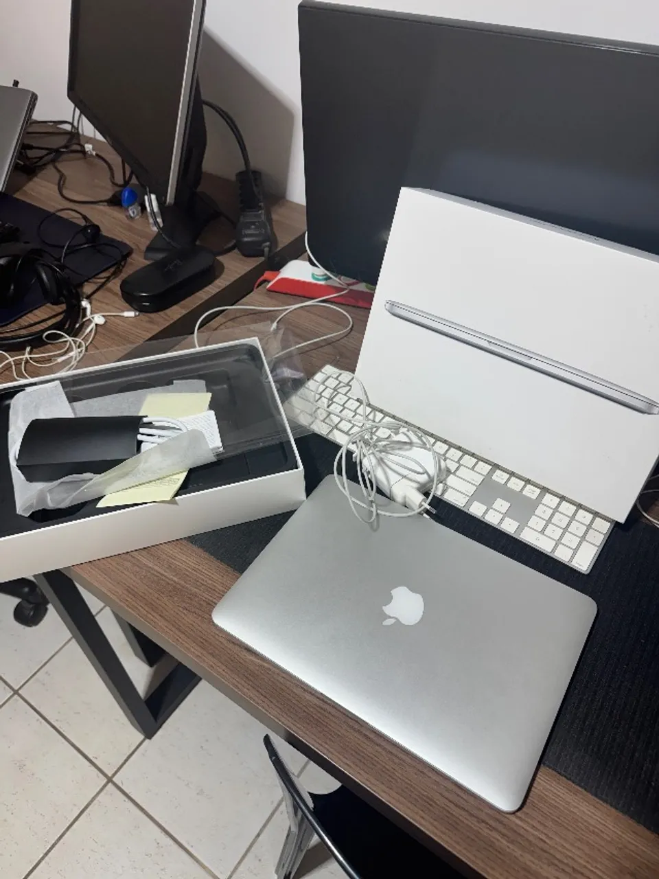 Apple Macbook Pro Retina 2015 8GB Ram 128GB SSD - Notebooks