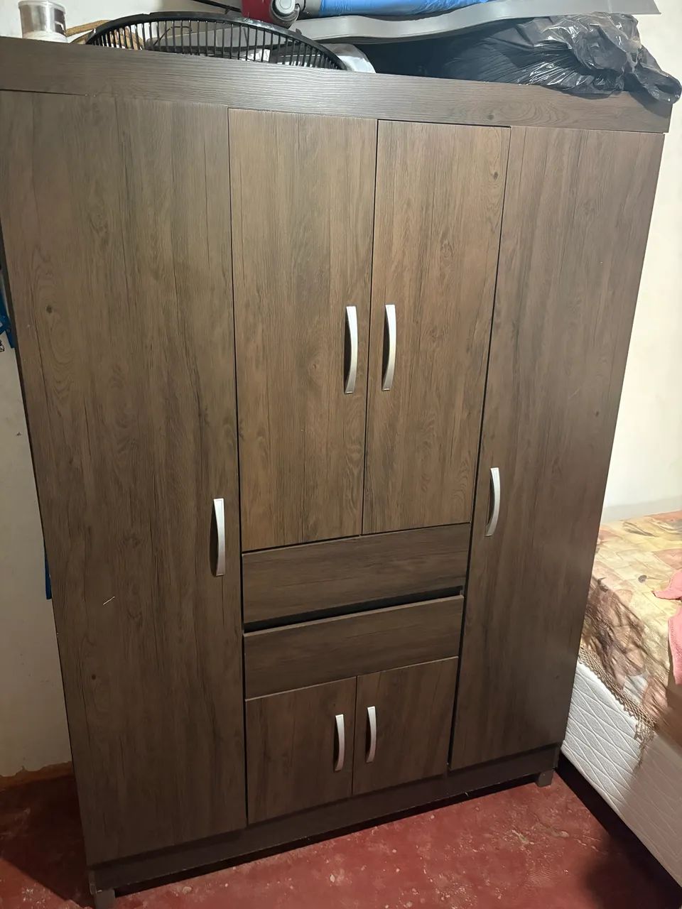 Guarda-roupa 