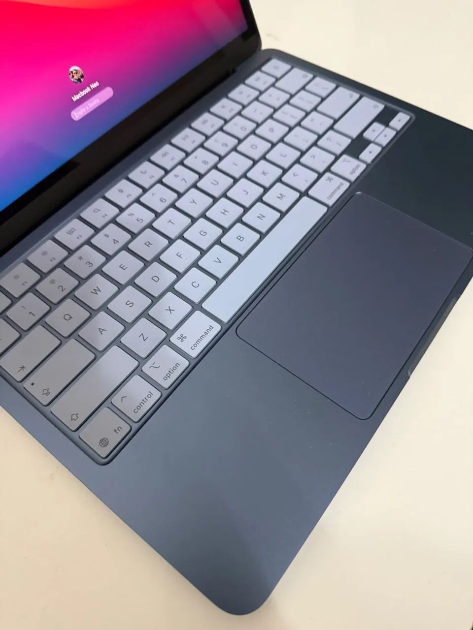? Apple MacBook Neo Azul - Foto 4